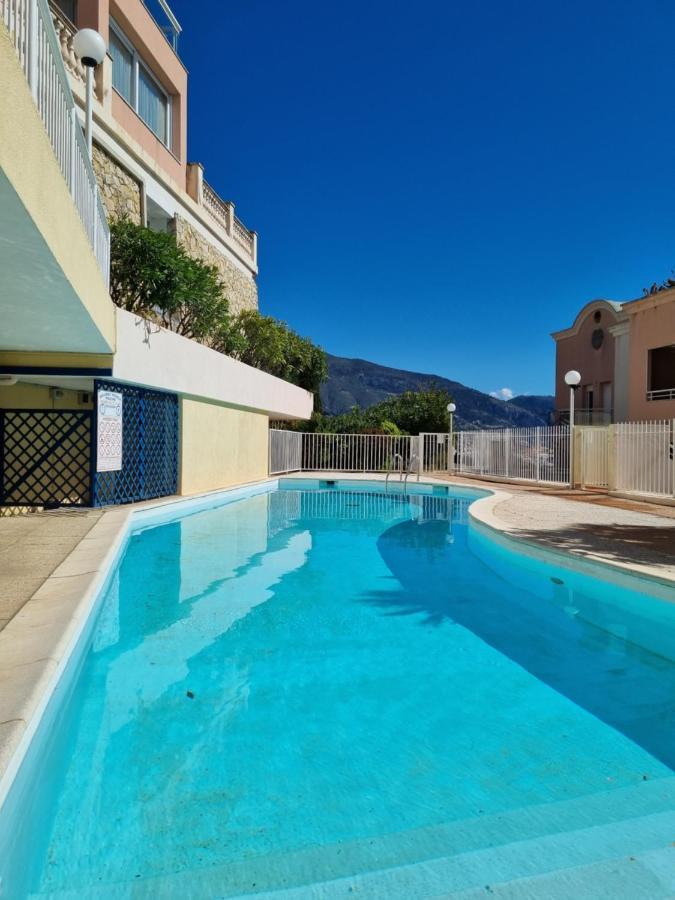 Dernier Etage D'Une Maison Roquebrune-Cap-Martin Zewnętrze zdjęcie