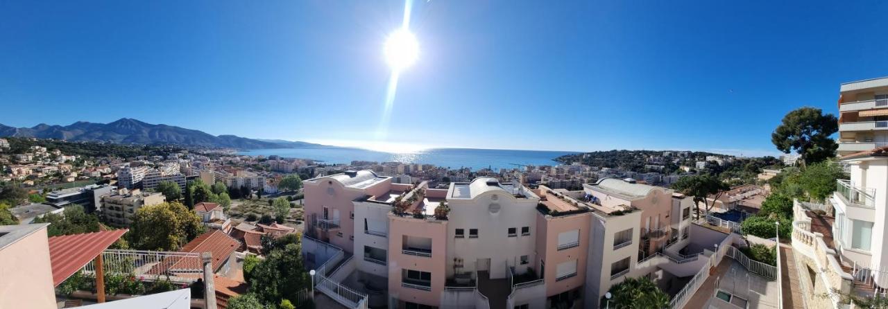 Dernier Etage D'Une Maison Roquebrune-Cap-Martin Zewnętrze zdjęcie